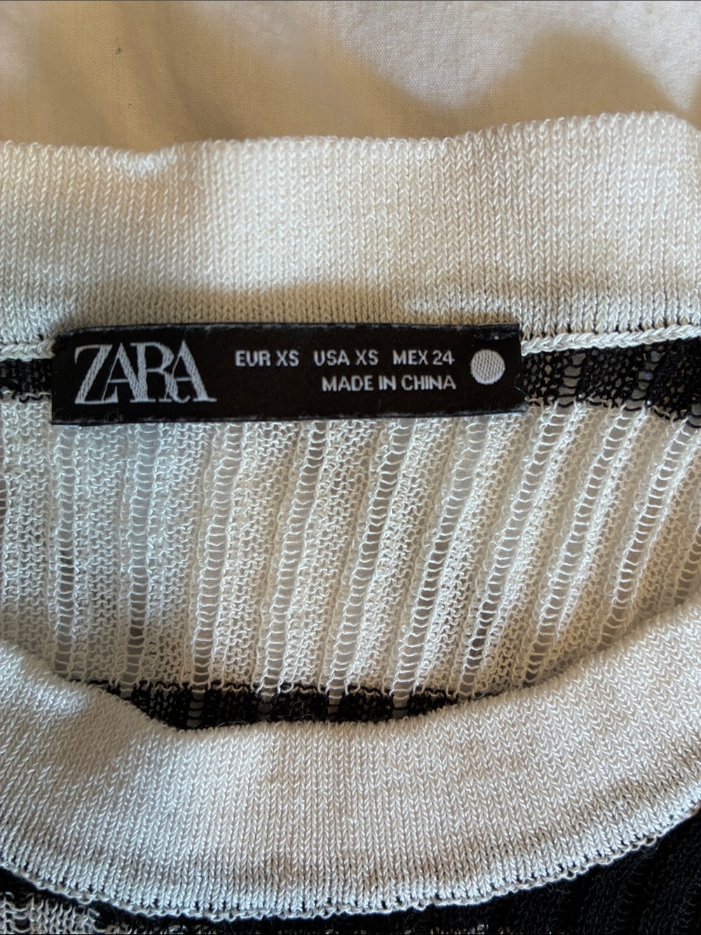 Zara Black & White Ribbed Striped Short Sleeve Top - Picture 2 of 4